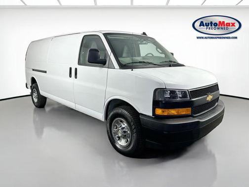 Summit White 2024 Chevrolet Express 3500 Work Van