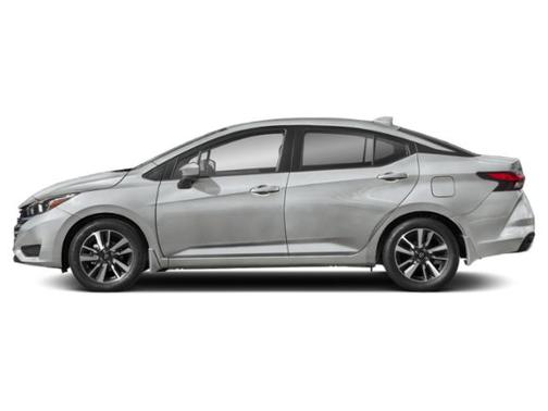 Brilliant Silver Metallic 2023 Nissan Versa 1.6 SV