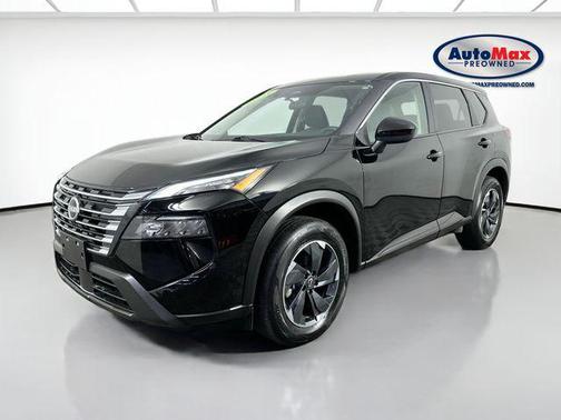 Super Black 2025 Nissan Rogue SV
