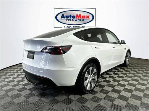 2022 Tesla Model Y Long Range Dual Motor All-Wheel Drive