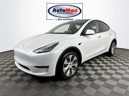 2022 Tesla Model Y Long Range Dual Motor All-Wheel Drive