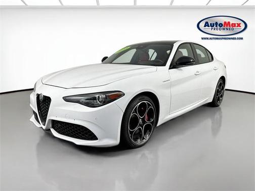 2022 Alfa Romeo Giulia Veloce