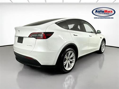 2023 Tesla Model Y Long Range Dual Motor All-Wheel Drive