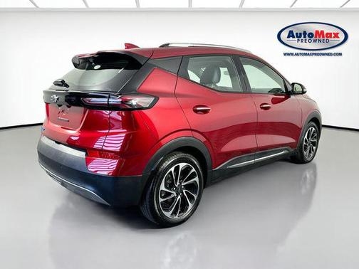 Cherry Red Tintcoat 2022 Chevrolet Bolt EUV FWD Premier