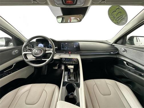 2023 Hyundai ELANTRA HEV Limited