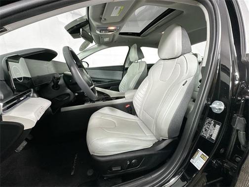 2023 Hyundai ELANTRA HEV Limited