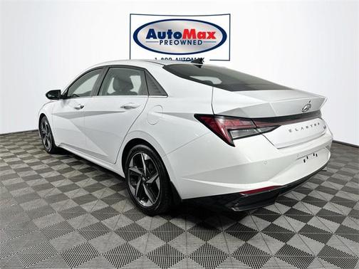 2022 Hyundai ELANTRA Limited