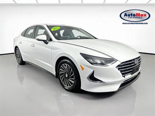 2022 Hyundai SONATA Hybrid SE