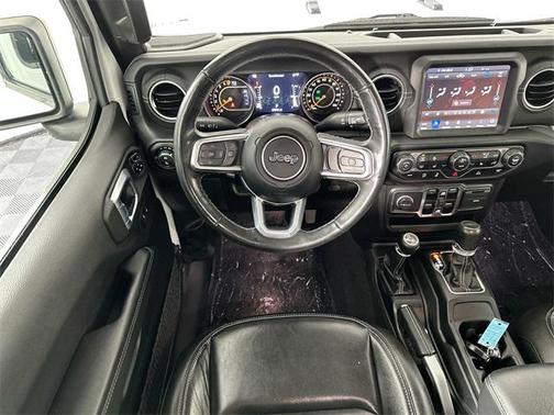 2022 Jeep Gladiator Overland