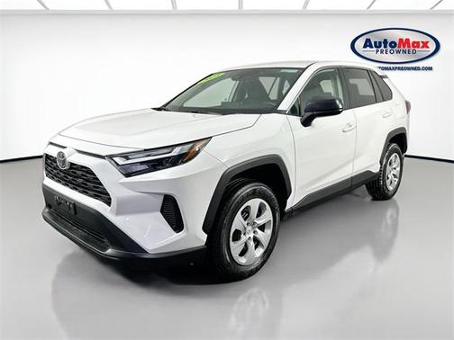 2025 Toyota RAV4 LE