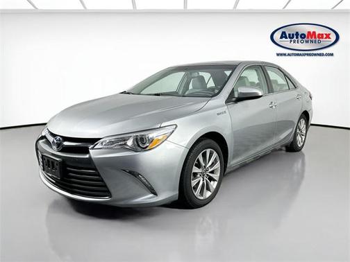 2016 Toyota Camry Hybrid XLE