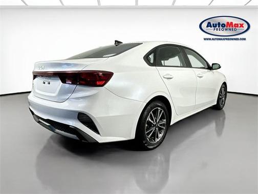 2022 Kia Forte LXS