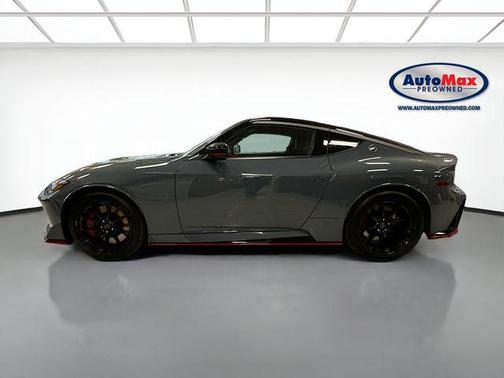 Stealth Gray/Super Black 2024 Nissan Z NISMO Auto