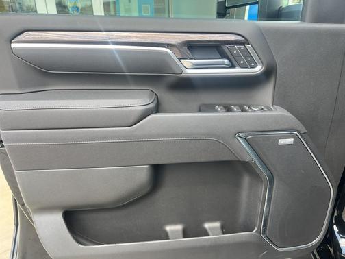 2025 Chevrolet Silverado 3500 LTZ