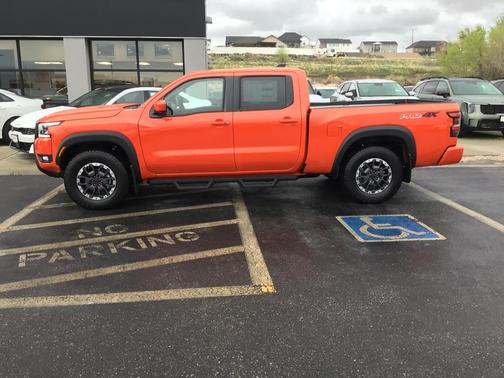 Afterburn Orang 2026 Nissan Frontier PRO-4X