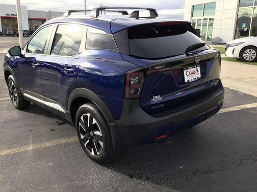 Deep Blue Pearl 2026 Nissan Kicks SV