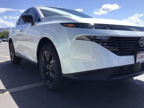 Everest White P 2026 Nissan Murano SV