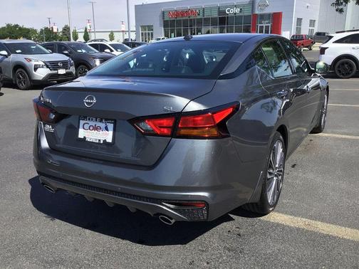 2025 Nissan Altima SL