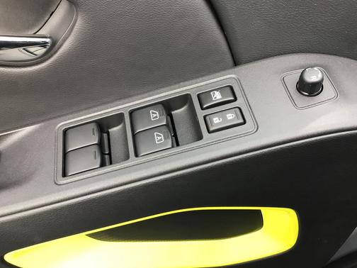 Boulder Gray Pearl 2027 Nissan Frontier SV
