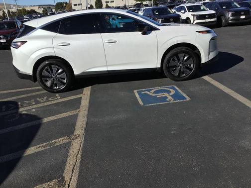 Everest White P 2026 Nissan Murano SL