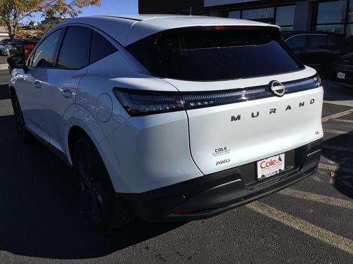 Everest White P 2026 Nissan Murano SL