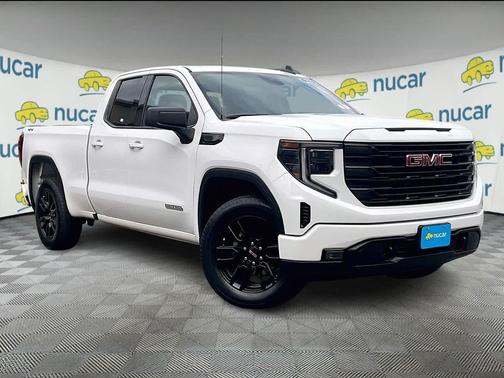 2022 GMC Sierra 1500 Elevation