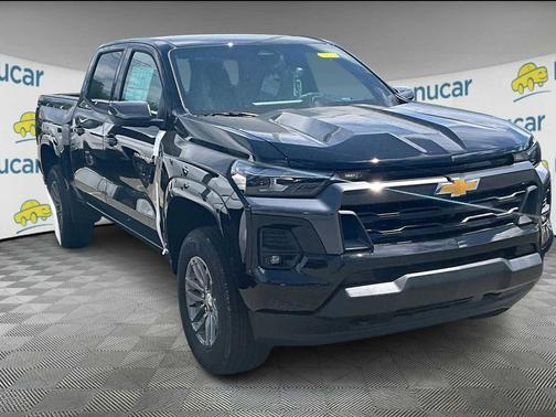 2025 Chevrolet Colorado WT
