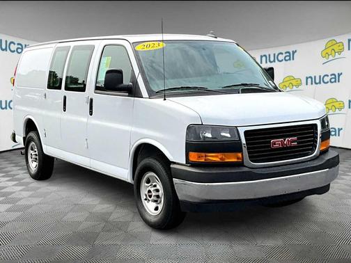 2023 GMC Savana 2500 Work Van