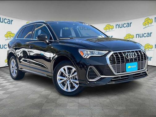 2024 Audi Q3 Premium 45 TFSI S line quattro Tiptronic