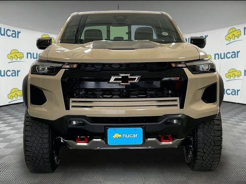 Sand Dune Metallic 2024 Chevrolet Colorado ZR2