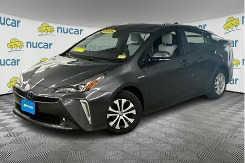 2019 Toyota Prius XLE
