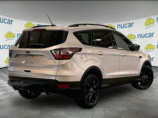 INGOT SILVER METALLIC 2018 Ford Escape SE