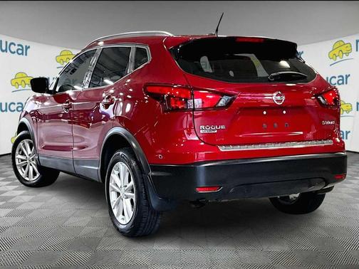 2018 Nissan Rogue Sport SV