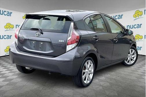 2016 Toyota Prius c Four