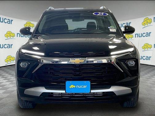 Mosaic Black Metallic 2025 Chevrolet Trailblazer LT