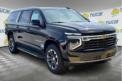 2025 Chevrolet Suburban LS