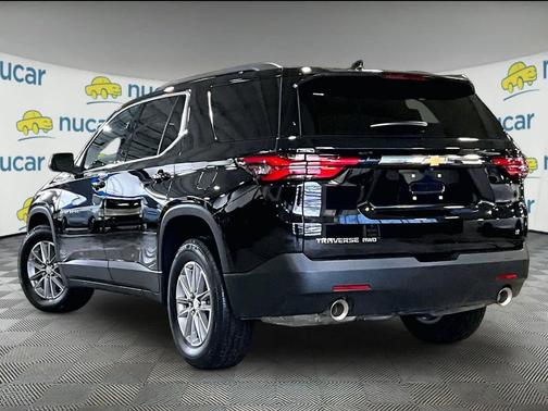 2023 Chevrolet Traverse LT Cloth