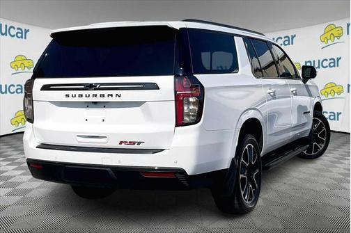 2022 Chevrolet Suburban RST