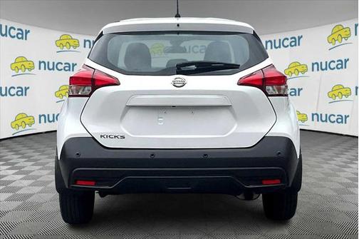 2020 Nissan Kicks S