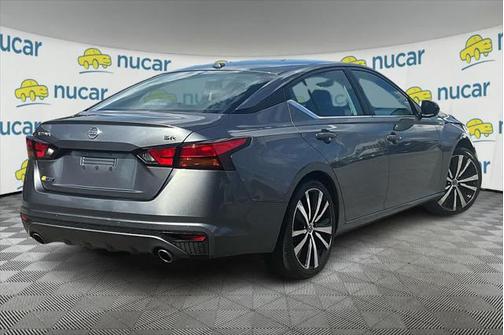 2021 Nissan Altima SR FWD