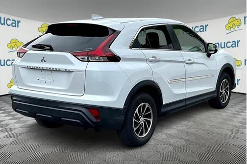 2022 Mitsubishi Eclipse Cross ES