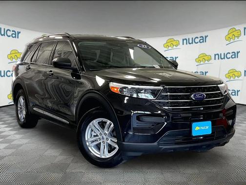 AGATE BLACK METALLIC 2023 Ford Explorer XLT