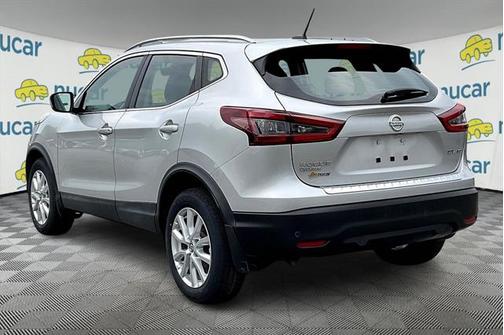 2020 Nissan Rogue Sport SV
