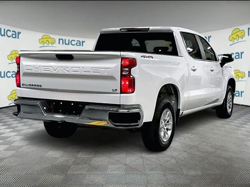 Summit White 2025 Chevrolet Silverado 1500 LT