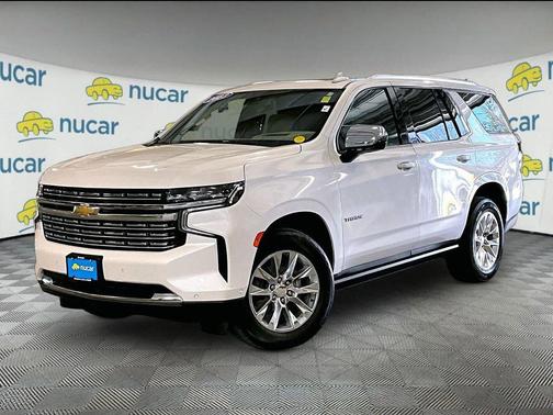 Iridescent Pearl Tricoat 2023 Chevrolet Tahoe Premier