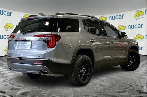 2022 GMC Acadia AWD AT4