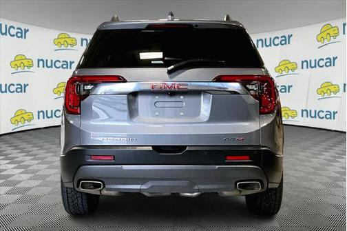 2022 GMC Acadia AWD AT4