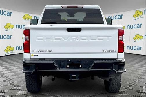 2024 Chevrolet Silverado 2500 Custom