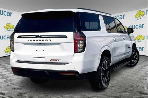 2022 Chevrolet Suburban RST