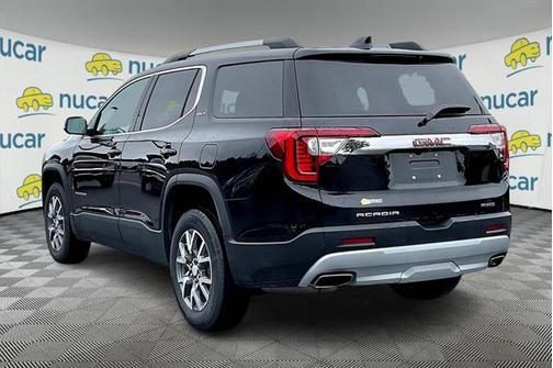 2023 GMC Acadia AWD SLT